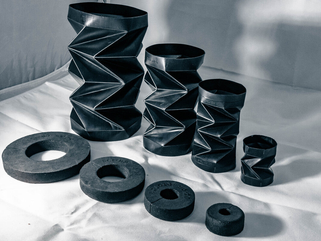 Soufflets de protection cylindriques de tailles différentes