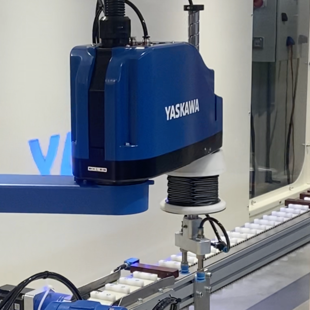 Soufflet de protection sur robot SCARA Yaskawa